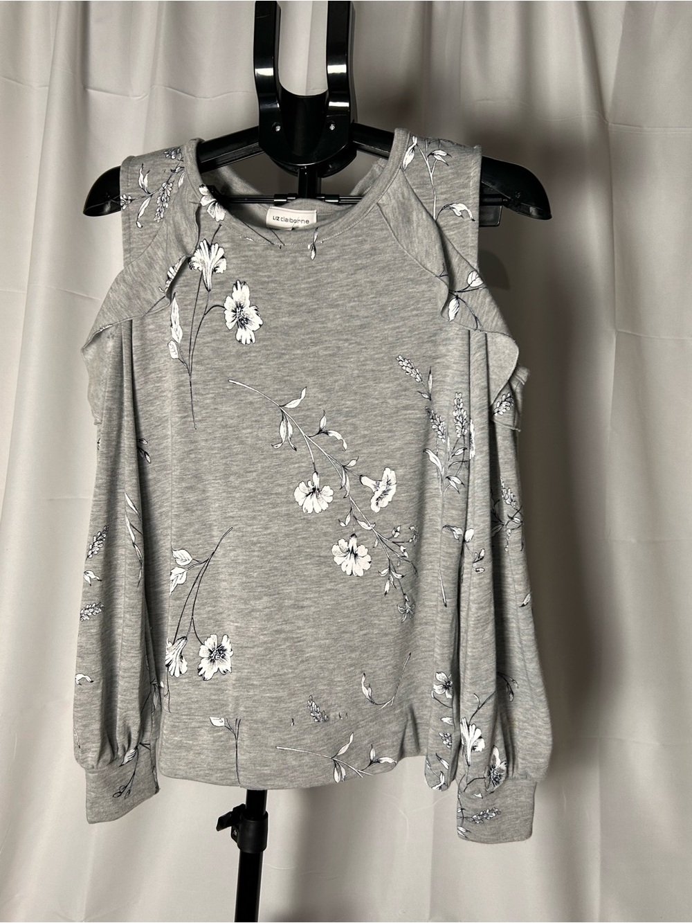 Liz Claiborne Light Gray Floral Cold-Shoulder Top